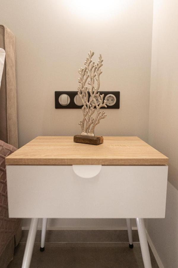 Billmar Luxury Apartment In The Center Of Гитио Екстериор снимка