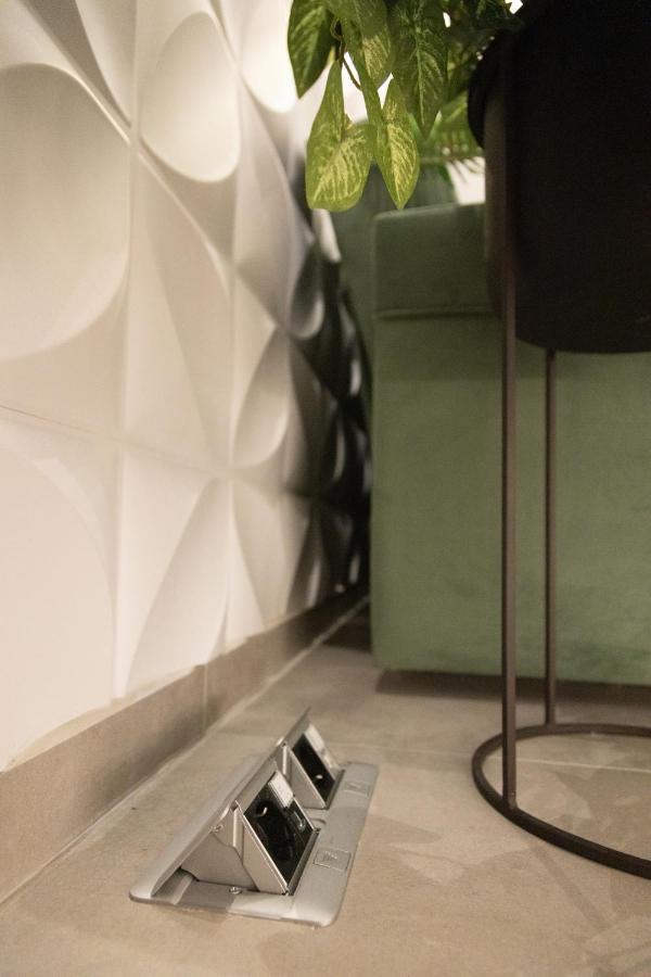 Billmar Luxury Apartment In The Center Of Гитио Екстериор снимка