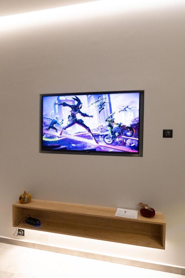 Billmar Luxury Apartment In The Center Of Гитио Екстериор снимка